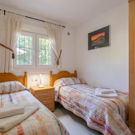 Heads 2 Holiday Homes Apartment Villamartin  Exterior foto